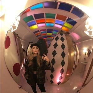 Meet your Posher, Kate